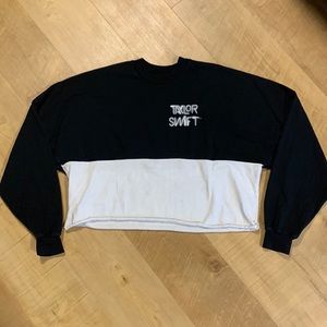 RARE Taylor Swift 1989 shirt size Medium